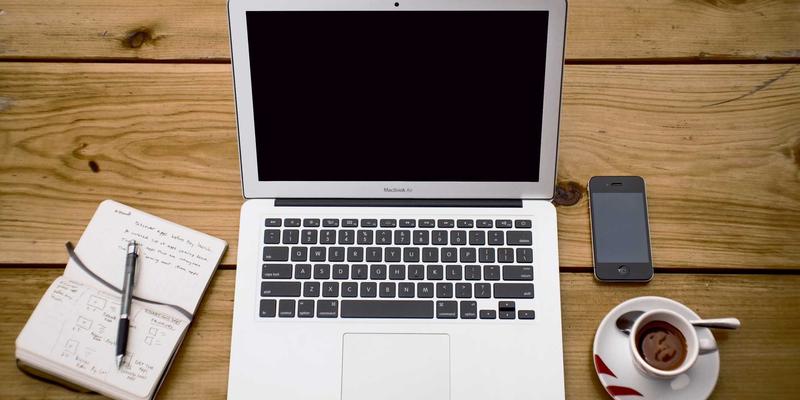 国产FPGA的崛起：架构创新、工具链生态与嵌入式系统替代方案