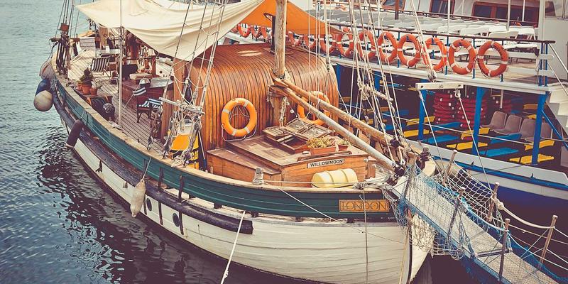 电子元器件实战技巧：从电路设计到供应商选择与PCB布局的完整指南