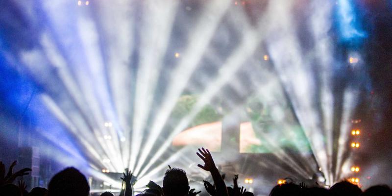 硬件开发新挑战：0201与01005封装在可穿戴设备PCB设计中的微型化博弈