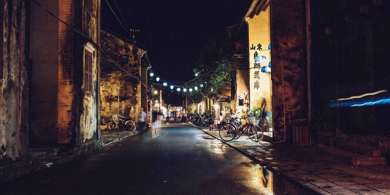 硬件开发新纪元：GaN/SiC如何重塑快充与新能源的PCB设计与嵌入式系统